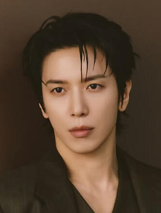 JUNG YONGHWA